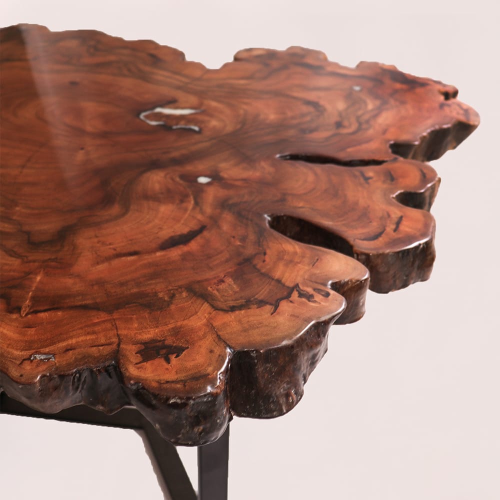 Standed Table
