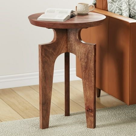 Standed table