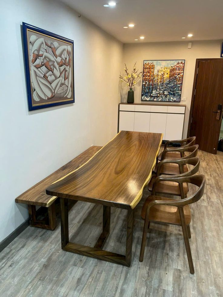 Dinning Table